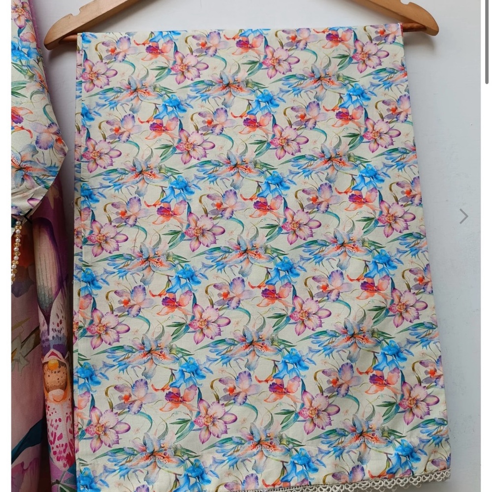 Floral Embroidered Dress with Pink Accents - Picture 4 of 5